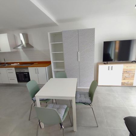 Apartament Near The Ocean In Playa San Juan المظهر الخارجي الصورة