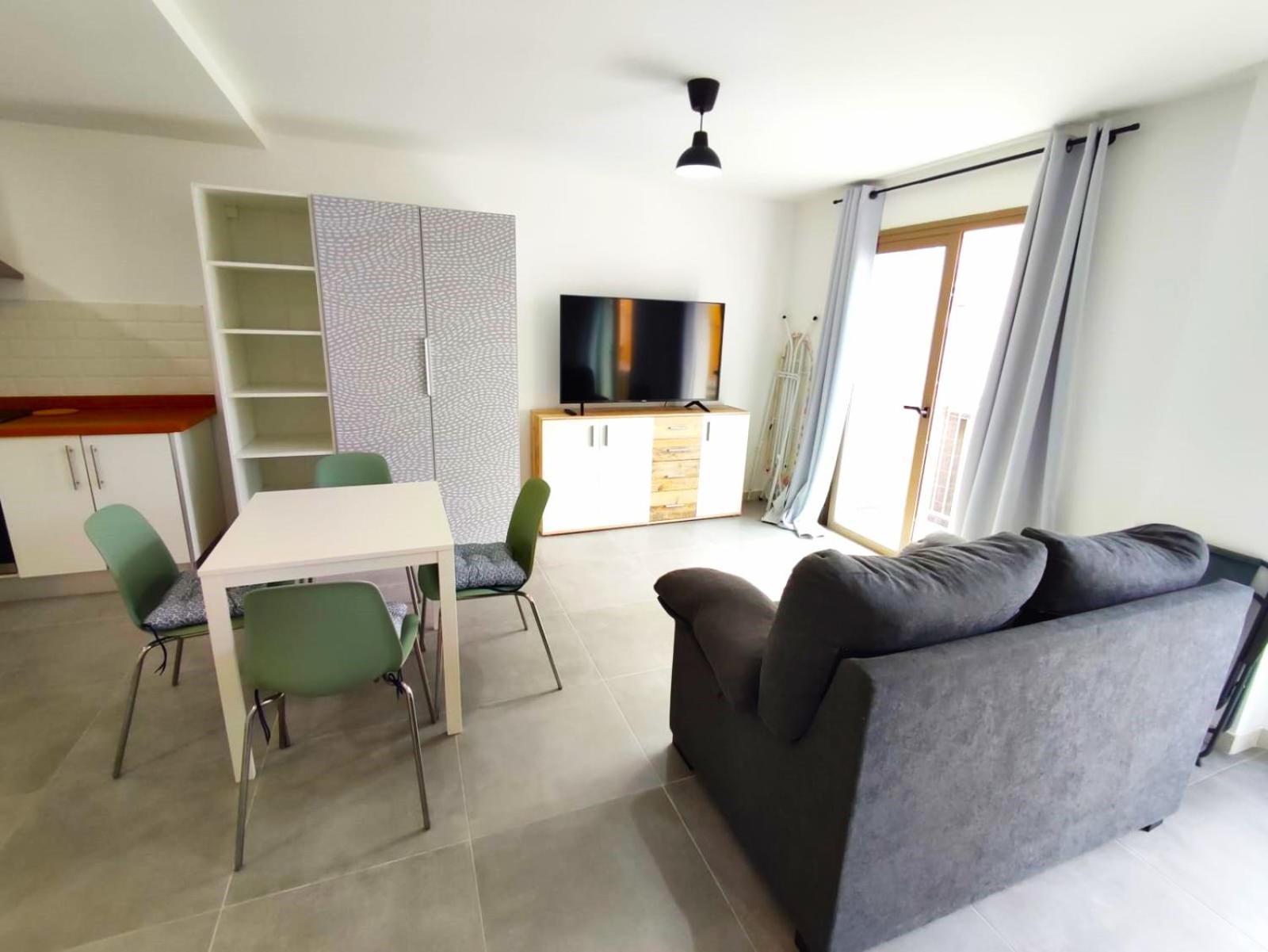 Apartament Near The Ocean In Playa San Juan المظهر الخارجي الصورة